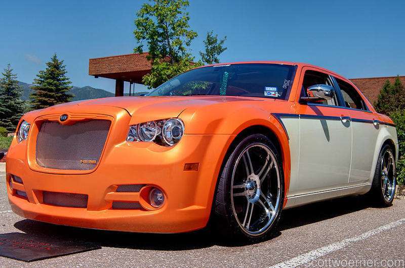 Dreamsicle Chrysler 300c