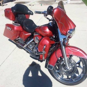 Wine Red Kandy Crystal on Electra Glide.